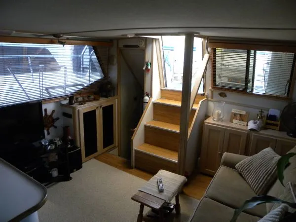 Slide: The Image of Chris-Craft 372 Catalina 1990 - 5
