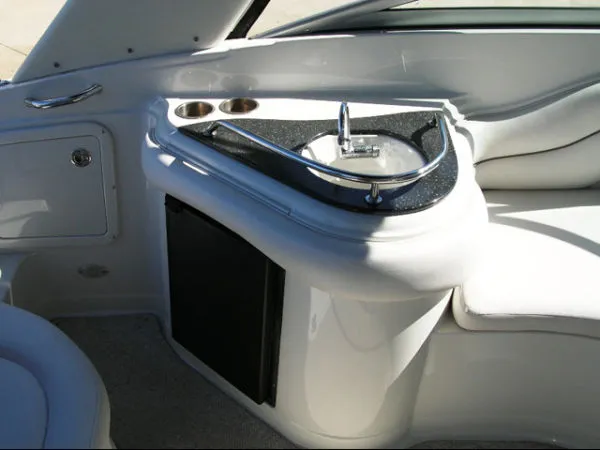 Slide: The Image of Crownline Boats 320LS Bowrider 2006 - 6