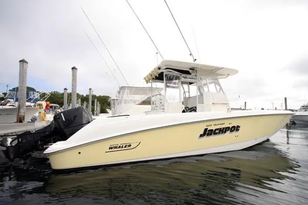 Slide: The Image of Boston Whaler 320 Outrage 2004 - 1