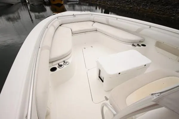 Slide: The Image of Boston Whaler 320 Outrage 2004 - 6