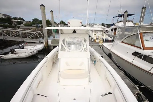 Slide: The Image of Boston Whaler 320 Outrage 2004 - 8