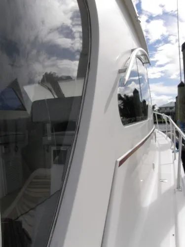 Slide: The Image of Mainship Pilot 2001 - 11