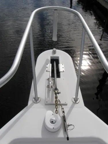 Slide: The Image of Mainship Pilot 2001 - 6