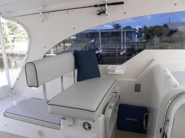 Slide: The Image of Mainship Pilot 2001 - 8