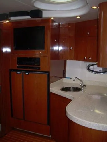 Slide: The Image of Regal 4060 Hardtop Express 2008 - 10