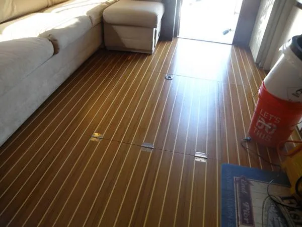 Slide: The Image of Hatteras Convertible Sportfish 1988 - 4