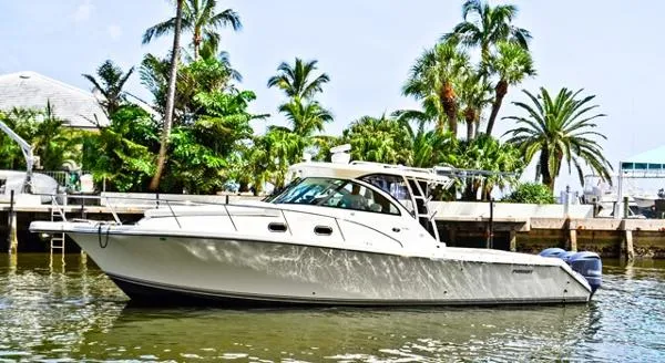 Slide: The Image of Pursuit Offshore 375 Offshore Express 2010 - 0