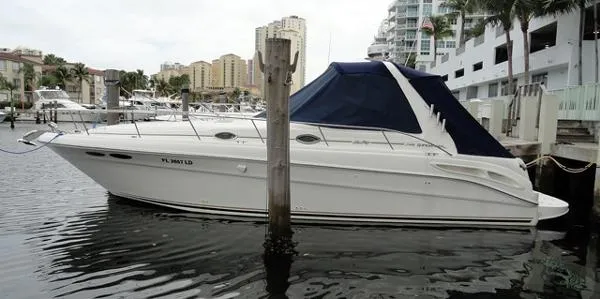 Slide: The Image of Sea Ray 340 Sundancer 2000 - 11