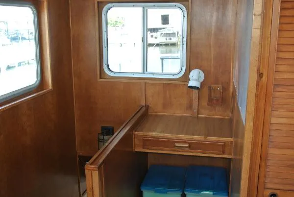 Slide: The Image of Dixon Boat Builders Pilothouse Expedition Style 1996 - 10