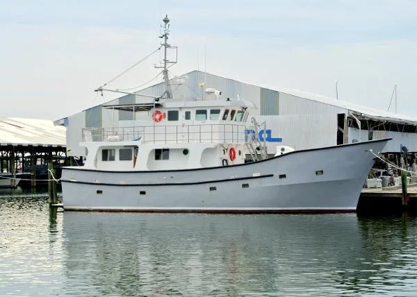 Slide: The Image of Dixon Boat Builders Pilothouse Expedition Style 1996 - 4