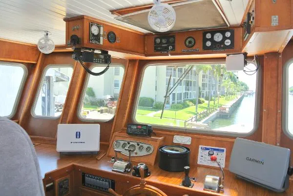 Slide: The Image of Dixon Boat Builders Pilothouse Expedition Style 1996 - 7