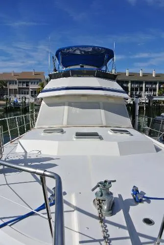 Slide: The Image of Vista 46 Sundeck 1988 - 3