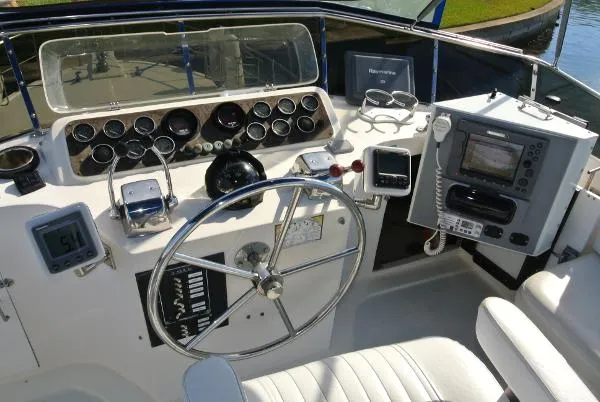 Slide: The Image of Vista 46 Sundeck 1988 - 9
