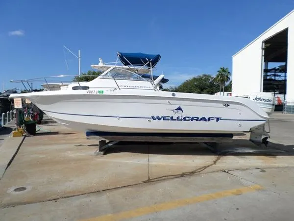 Slide: The Image of Wellcraft 238 Coastal 1995 - 0