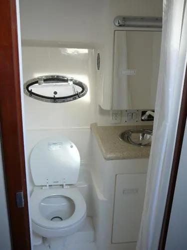 Slide: The Image of Fountain 48 Express Cruiser 2006 - 8