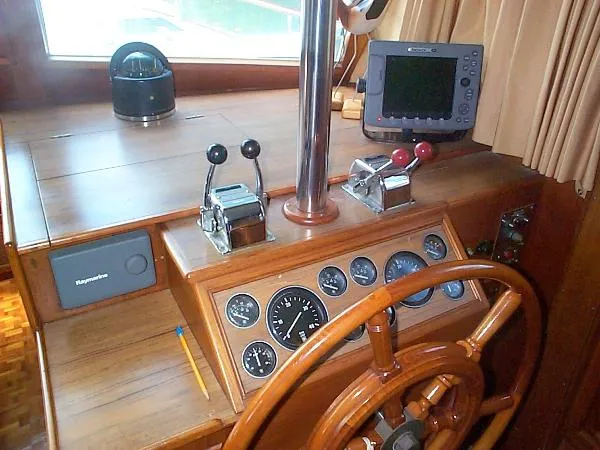 Slide: The Image of Grand Banks Classic 1987 - 5