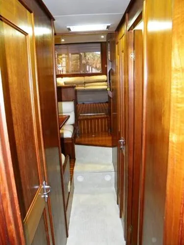 Slide: The Image of Viking 45 Convertible 1989 - 3