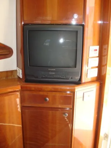 Slide: The Image of Bertram 450 Convertible 2003 - 4