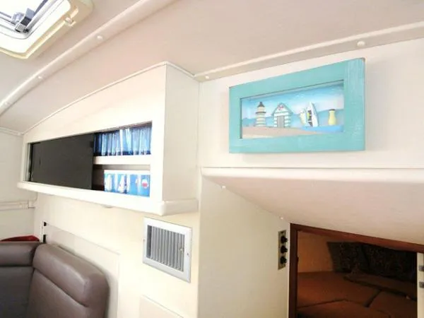 Slide: The Image of Bertram Aft Cabin MY 1974 - 6