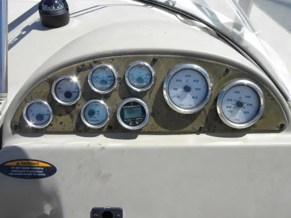 Slide: The Image of Bayliner Ciera 2455 2001 - 6