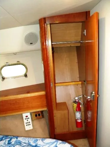 Slide: The Image of Viking Sport Cruiser, Flybridge MY 1997 - 10