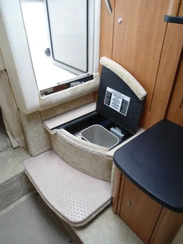 Slide: The Image of Sea Ray 290 Sundancer, A 10!! 2006 - 8