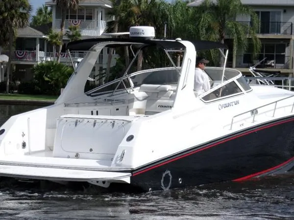 Slide: The Image of Fountain Stealth Edition Express Cruiser 2009 - 6