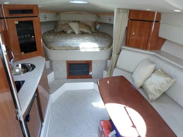 Slide: The Image of Fountain Stealth Edition Express Cruiser 2009 - 8