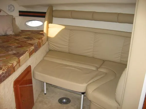 Slide: The Image of Rinker 290 FIESTA VEE 2004 - 6