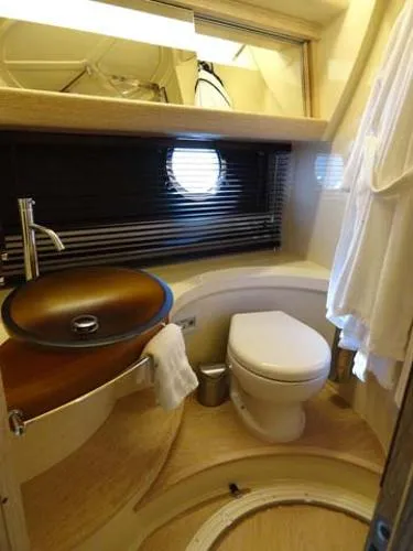 Slide: The Image of Azimut Flybridge Sport Sedan 2013 - 9