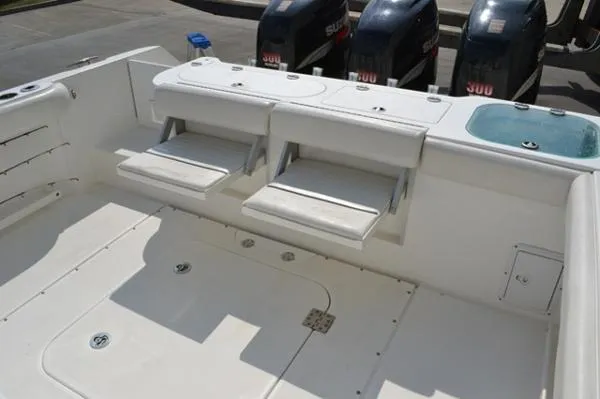 Slide: The Image of Everglades 35 Center Console 2008 - 4