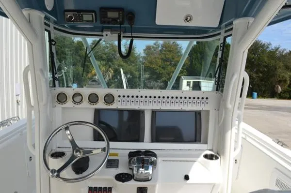 Slide: The Image of Everglades 35 Center Console 2008 - 5