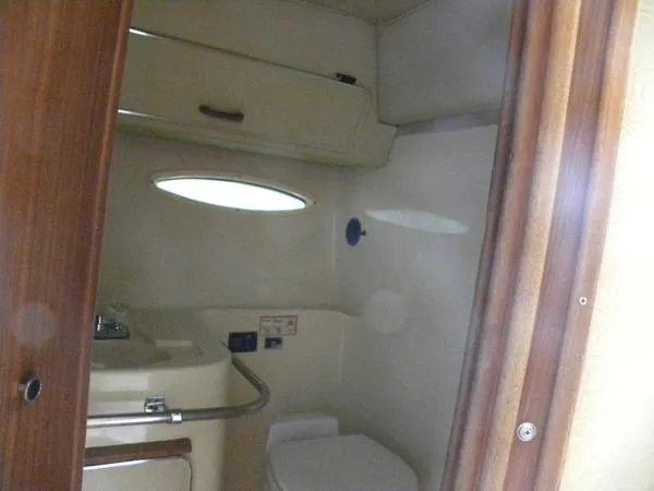 Slide: The Image of Sea Ray 300 Sedan Bridge 1986 - 3