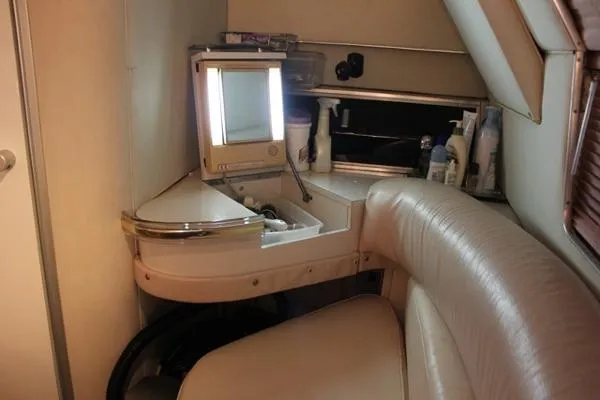 Slide: The Image of Wellcraft San Remo 1988 - 5