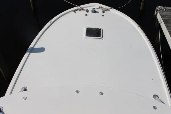 Slide: The Image of Out Island 38 Express Fish 2002 - 10