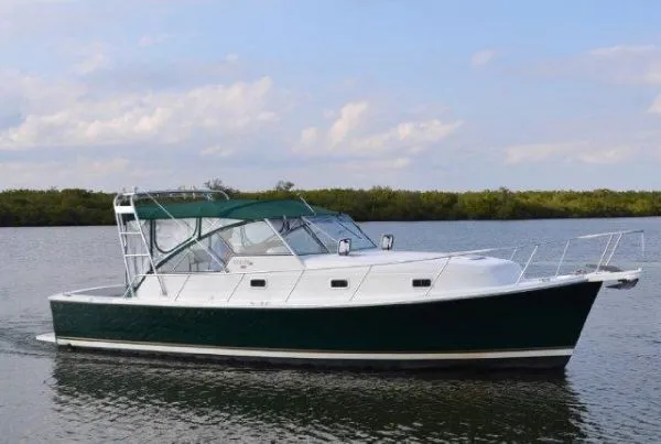 Slide: The Image of Mainship 34 PILOT 2001 - 0