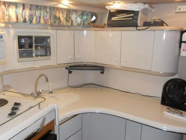 Slide: The Image of Sea Ray 370 Sundancer 1996 - 8