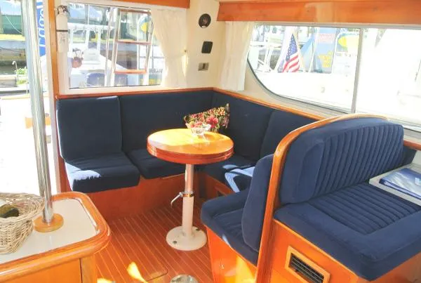 Slide: The Image of Rodman Sportfisher 41 Walk Around 2004 - 11