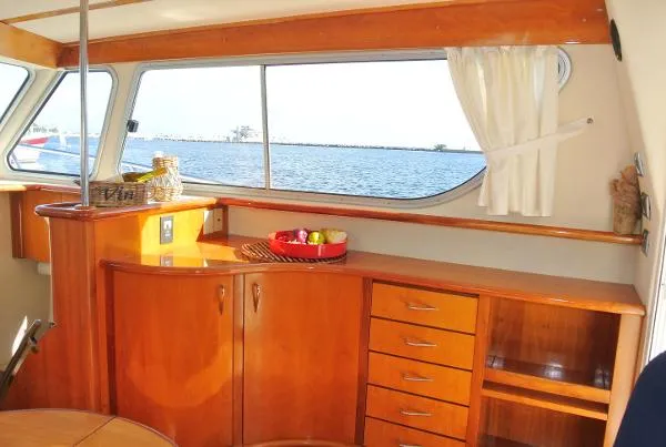 Slide: The Image of Rodman Sportfisher 41 Walk Around 2004 - 7