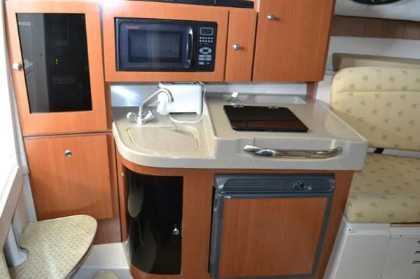 Slide: The Image of Wellcraft 29 Coastal Cruiser 2005 - 3