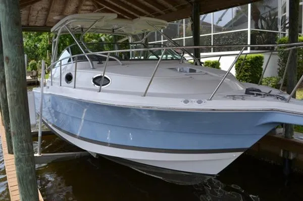 Slide: The Image of Wellcraft 29 Coastal Cruiser 2005 - 5