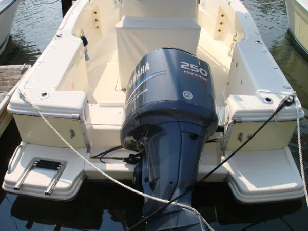 Slide: The Image of Scout Boats 245 Center Console 2006 - 9