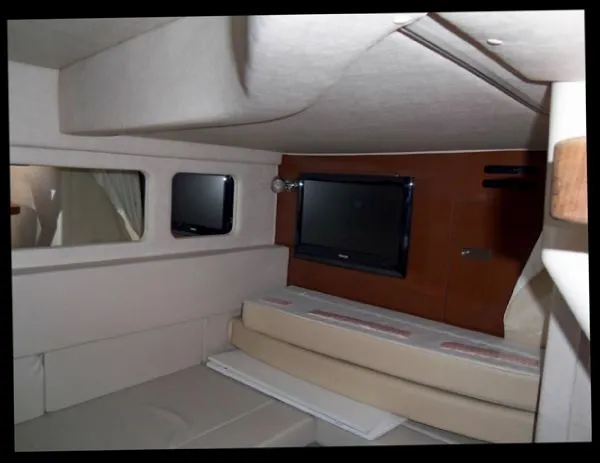 Slide: The Image of Sea Ray 330 Sundancer 2010 - 6