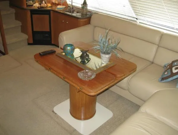 Slide: The Image of Bayliner 4788 Pilothouse 1998 - 6