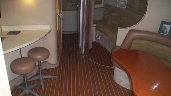 Slide: The Image of Sea Ray 400 EXPRESS 1995 - 1
