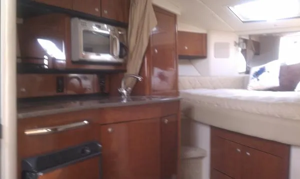 Slide: The Image of Sea Ray 310 Sundancer 2007 - 6