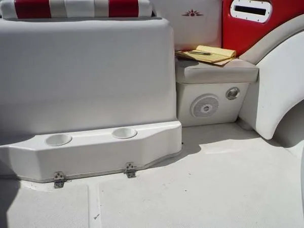 Slide: The Image of Mariah SX18 BOWRIDER 2006 - 11