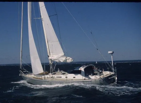 Slide: The Image of Van De Stadt Fractional Sloop 1997 - 5