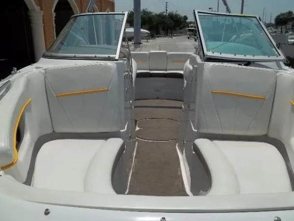 Slide: The Image of Four Winns Horizon Bowrider 2008 - 7