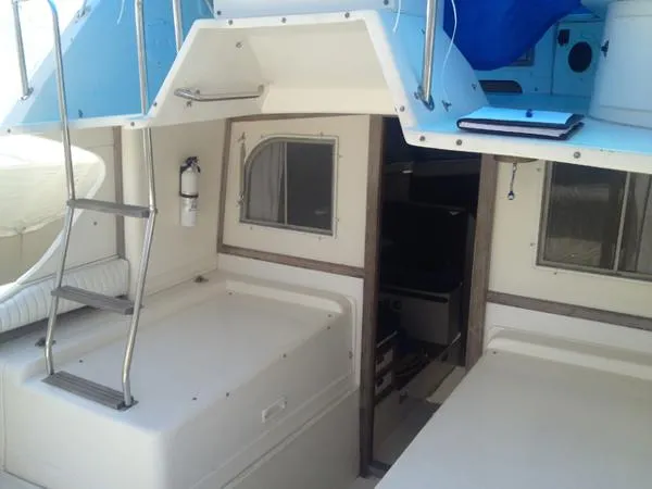 Slide: The Image of Blackfin 29 Flybridge 1989 - 4